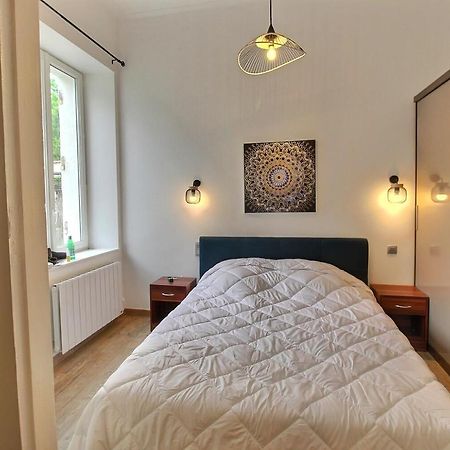 Appartement De Charme Dans Immeuble Haussmannien Périgueux Eksteriør bilde